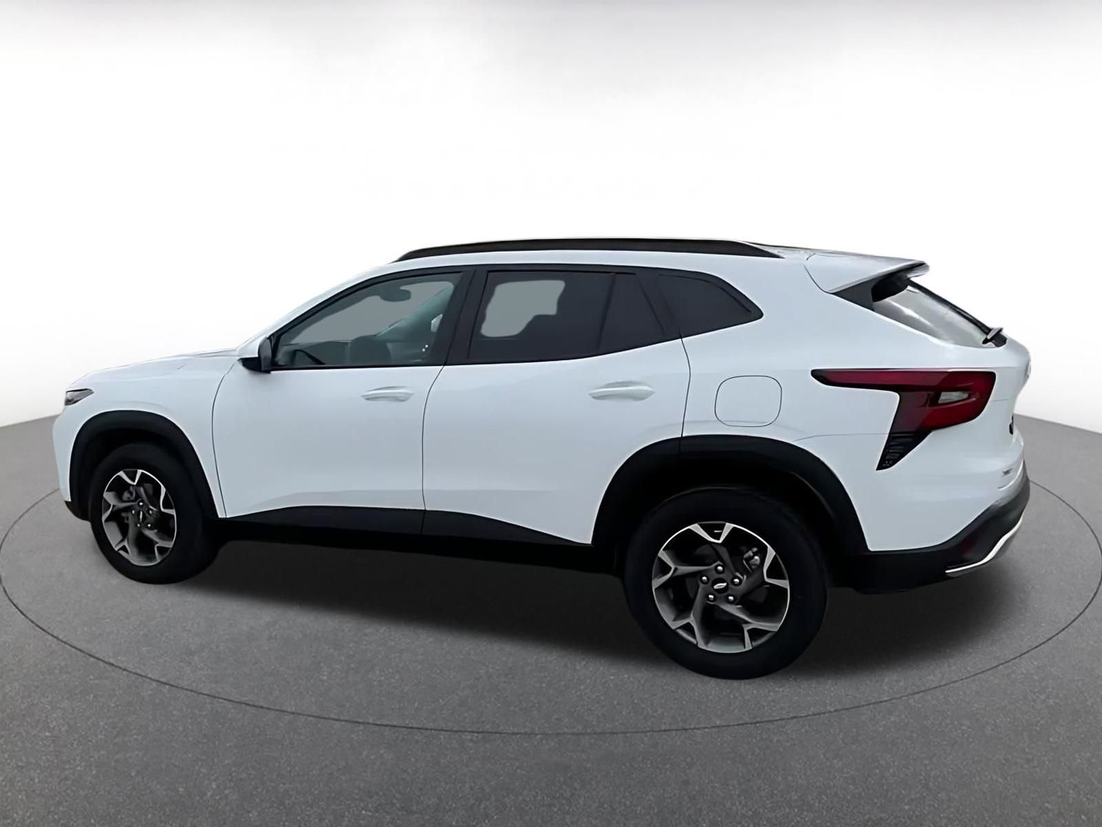 Thumbnail: 2025 Chevrolet Trax - 11