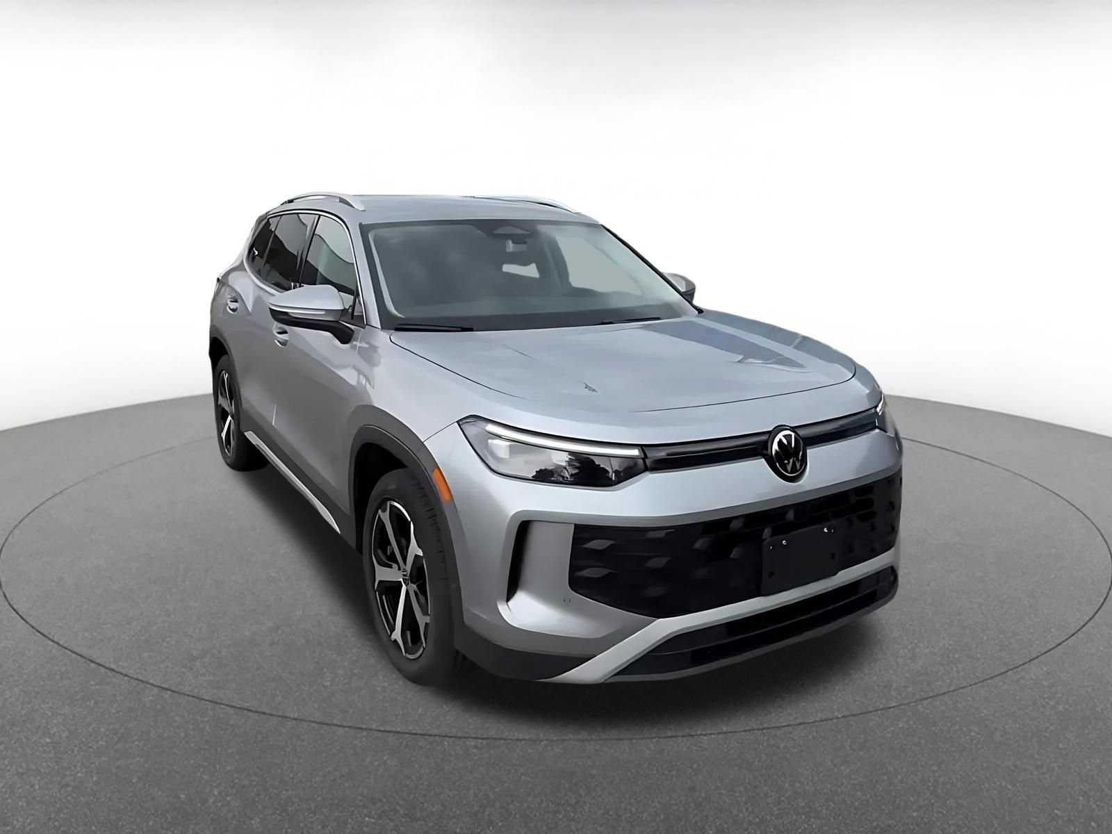 Thumbnail: 2026 Volkswagen Tiguan - 3