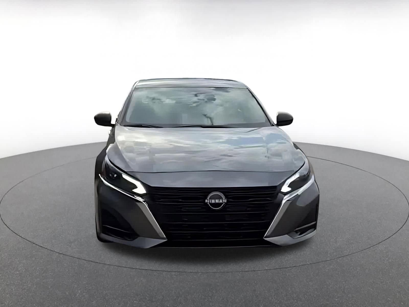 Thumbnail: 2025 Nissan Altima - 4