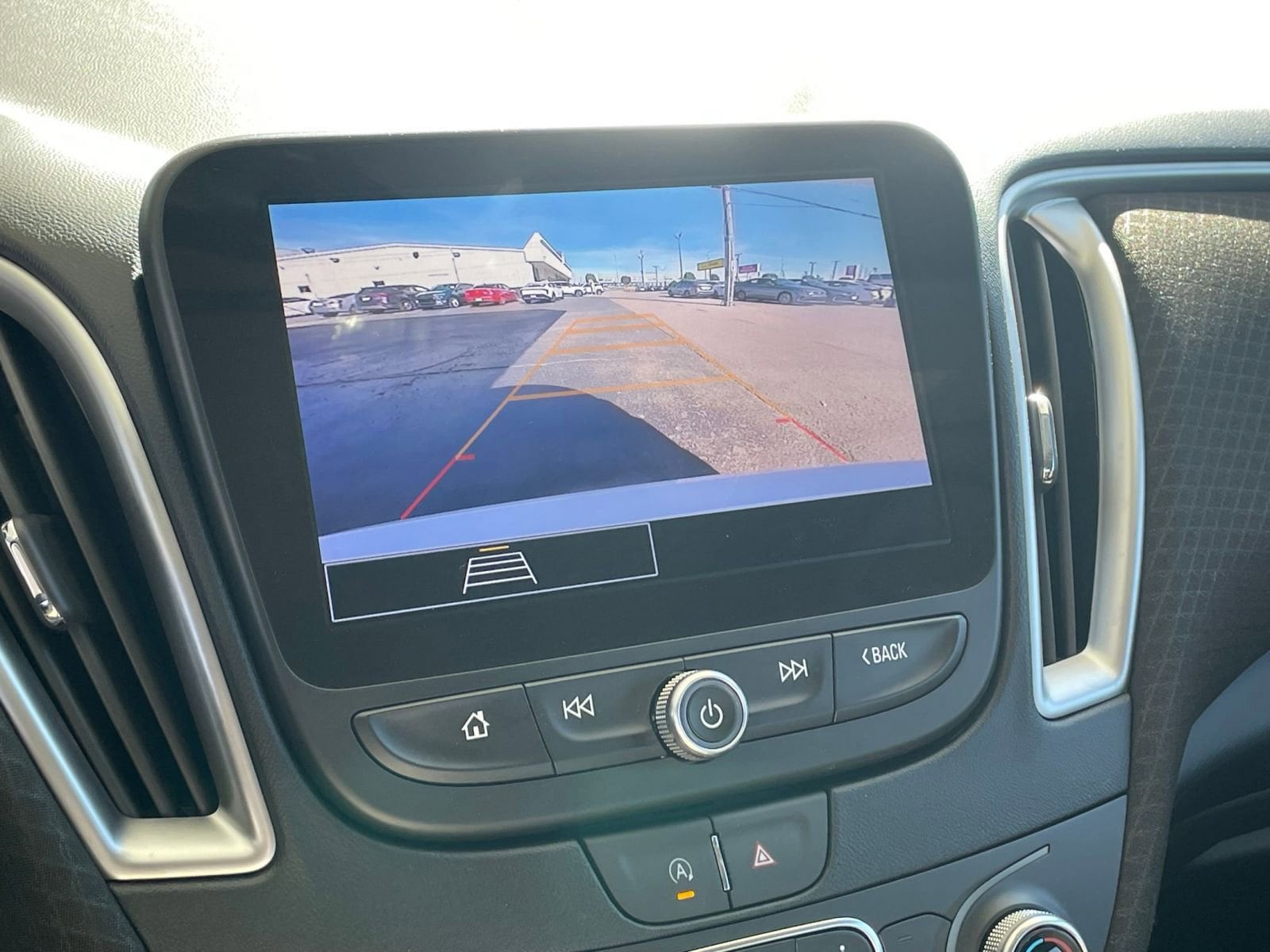 Thumbnail: 2024 Chevrolet Malibu - 17