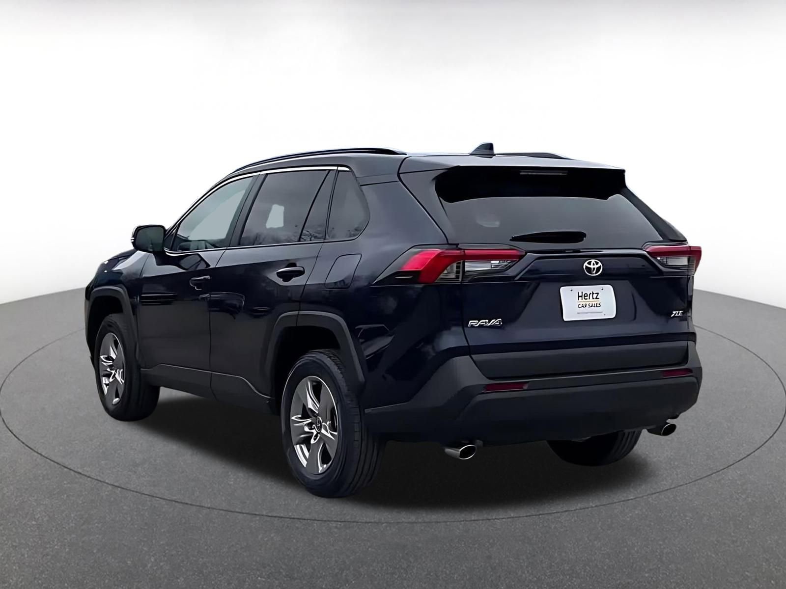 Thumbnail: 2025 Toyota RAV4 - 11