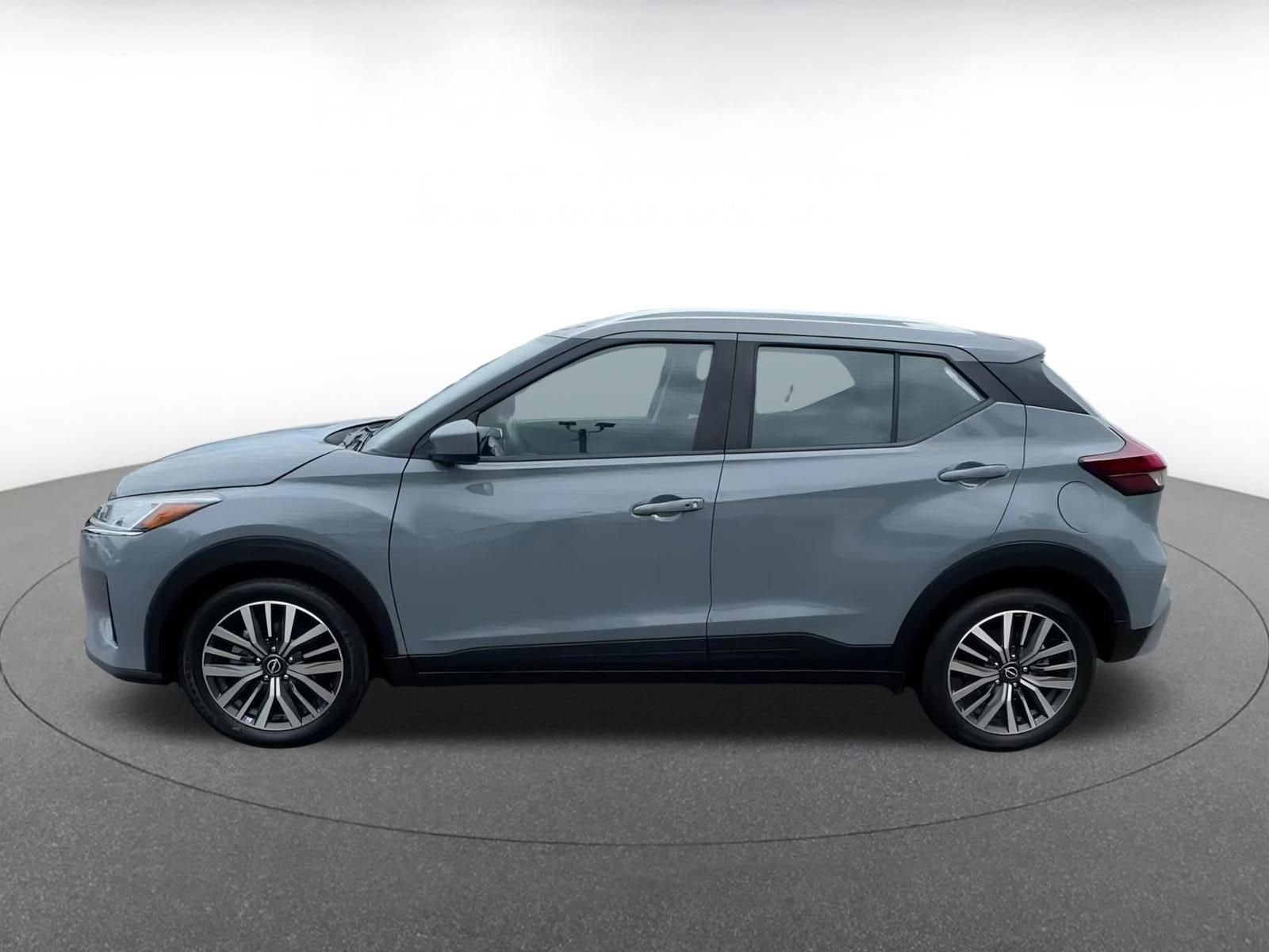 2024 Nissan Kicks SV 8