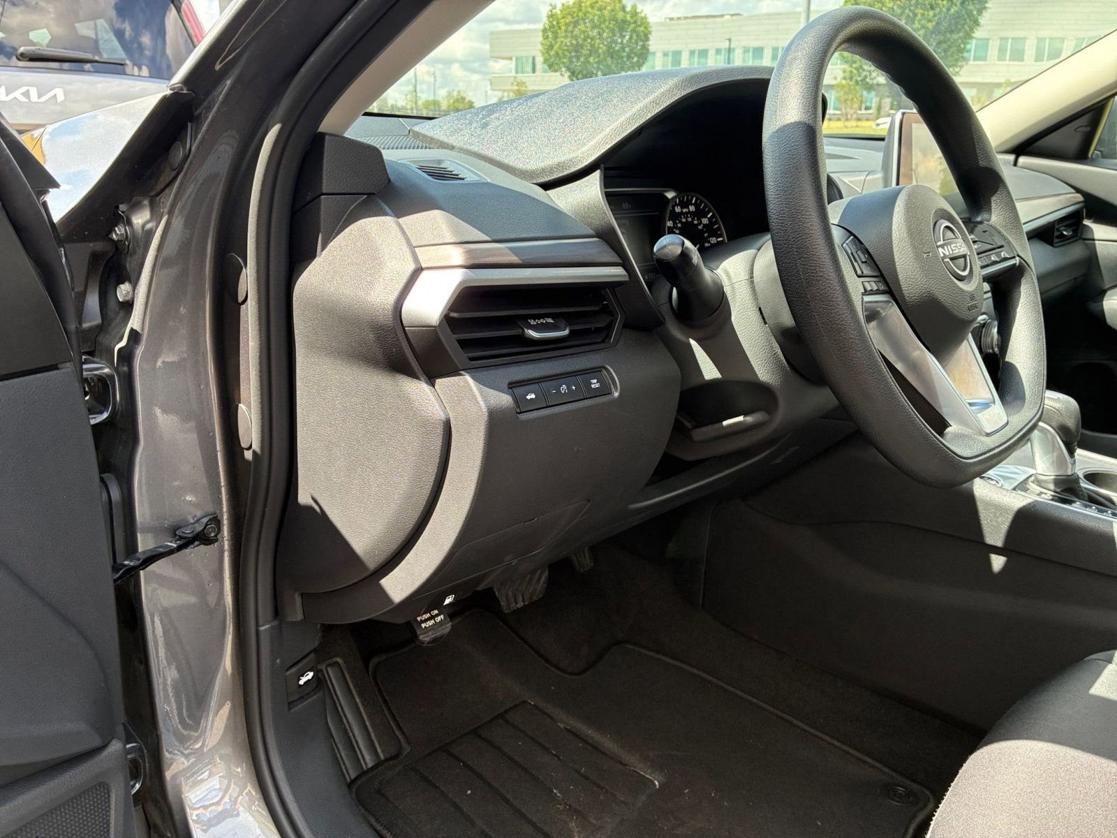 Thumbnail: 2025 Nissan Altima - 34