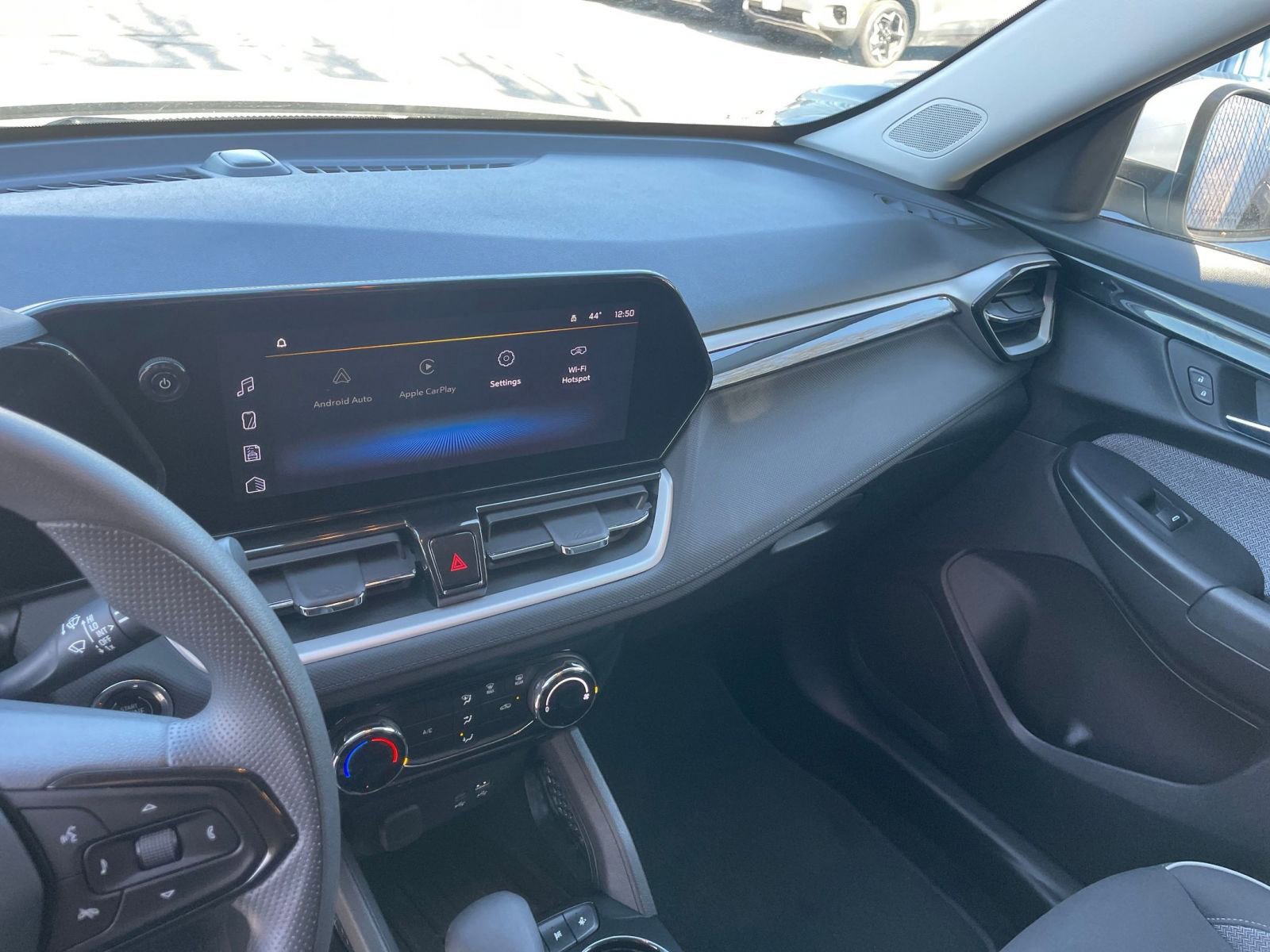 Thumbnail: 2025 Chevrolet TrailBlazer - 18