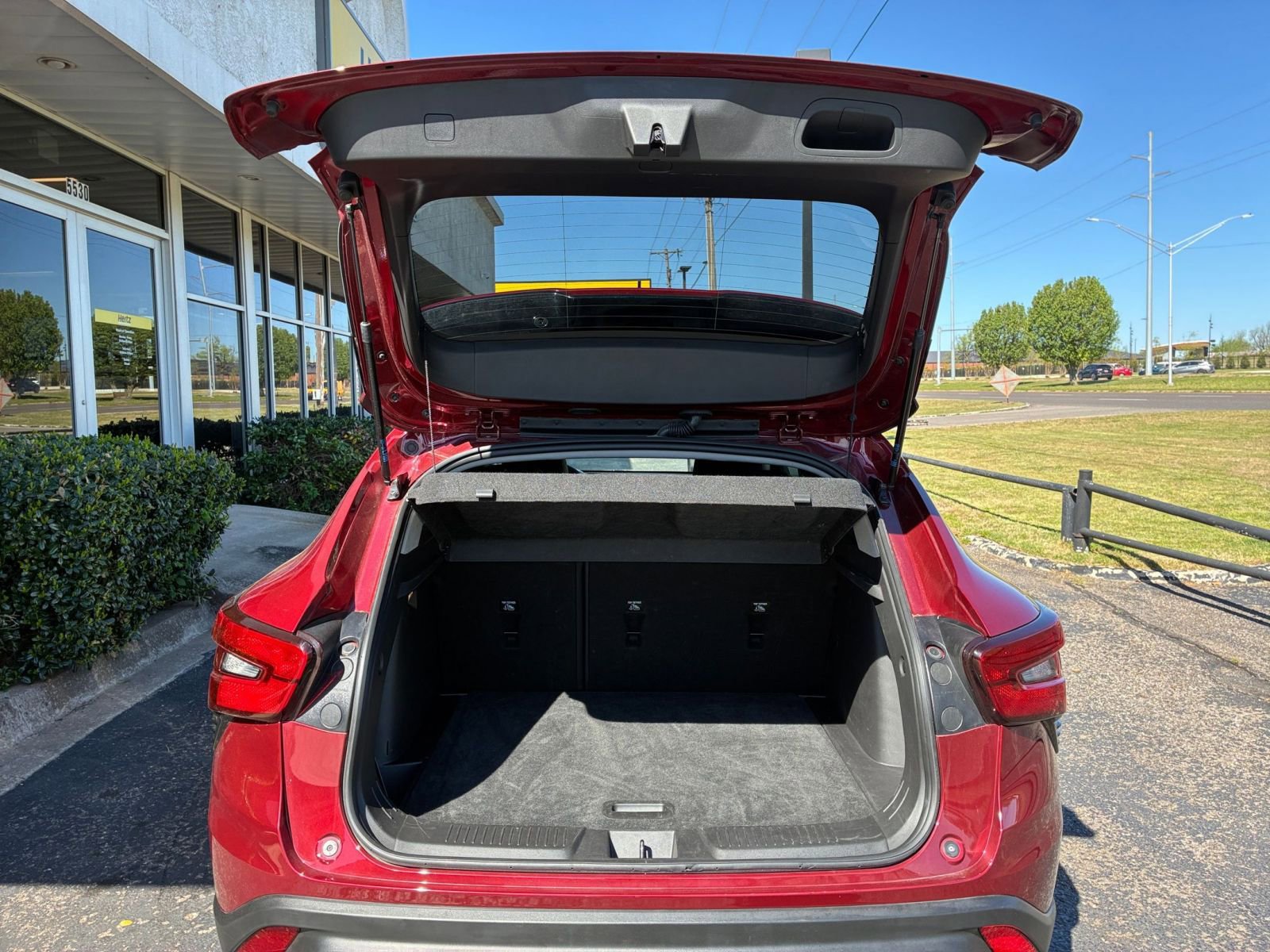 Thumbnail: 2025 Chevrolet Trax - 30