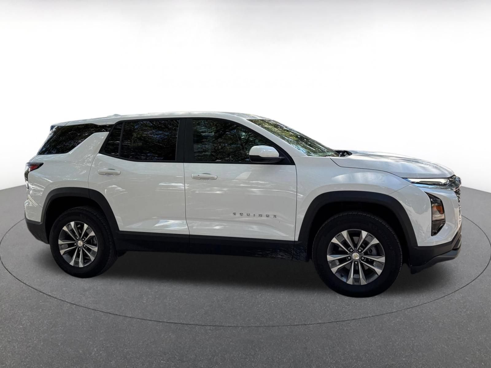 Thumbnail: 2025 Chevrolet Equinox - 11
