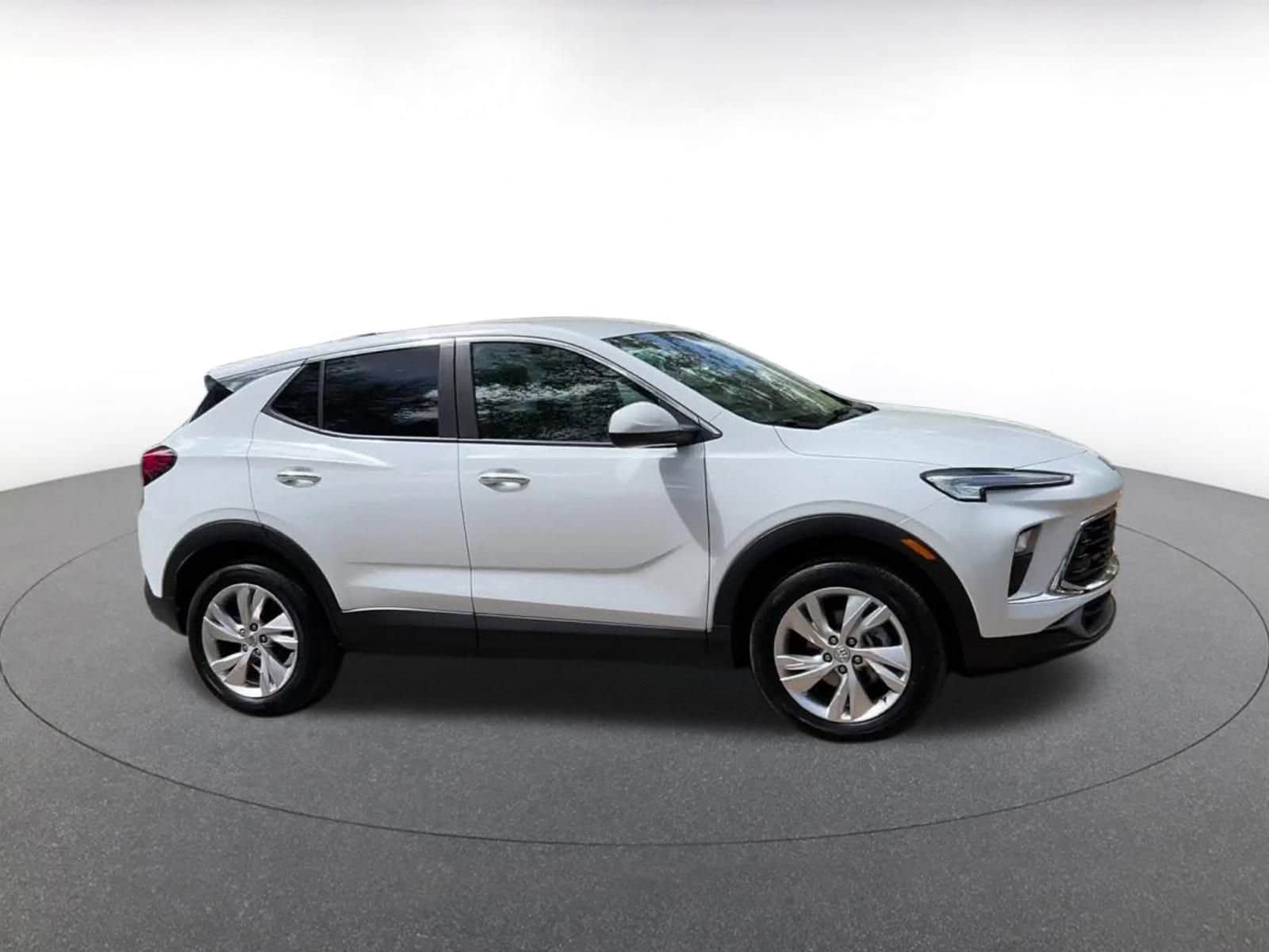 Thumbnail: 2025 Buick Encore GX - 2