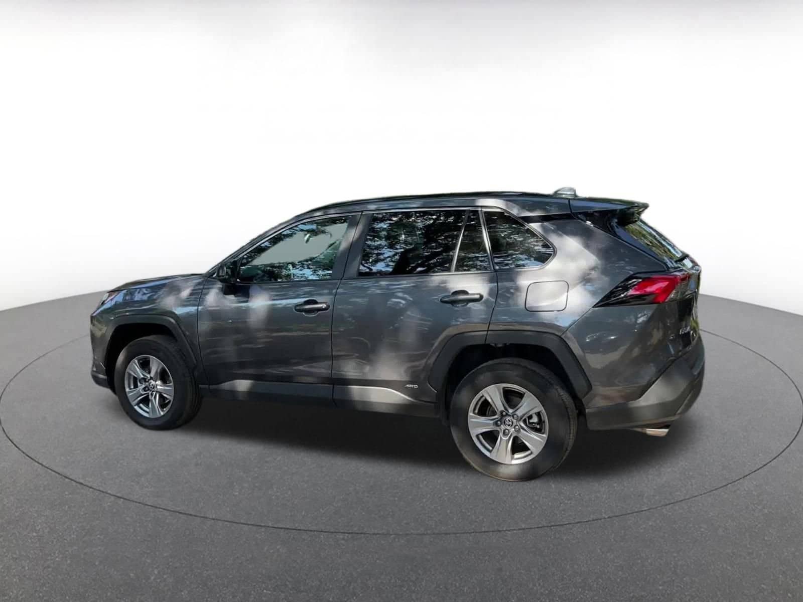 Thumbnail: 2025 Toyota RAV4 - 10