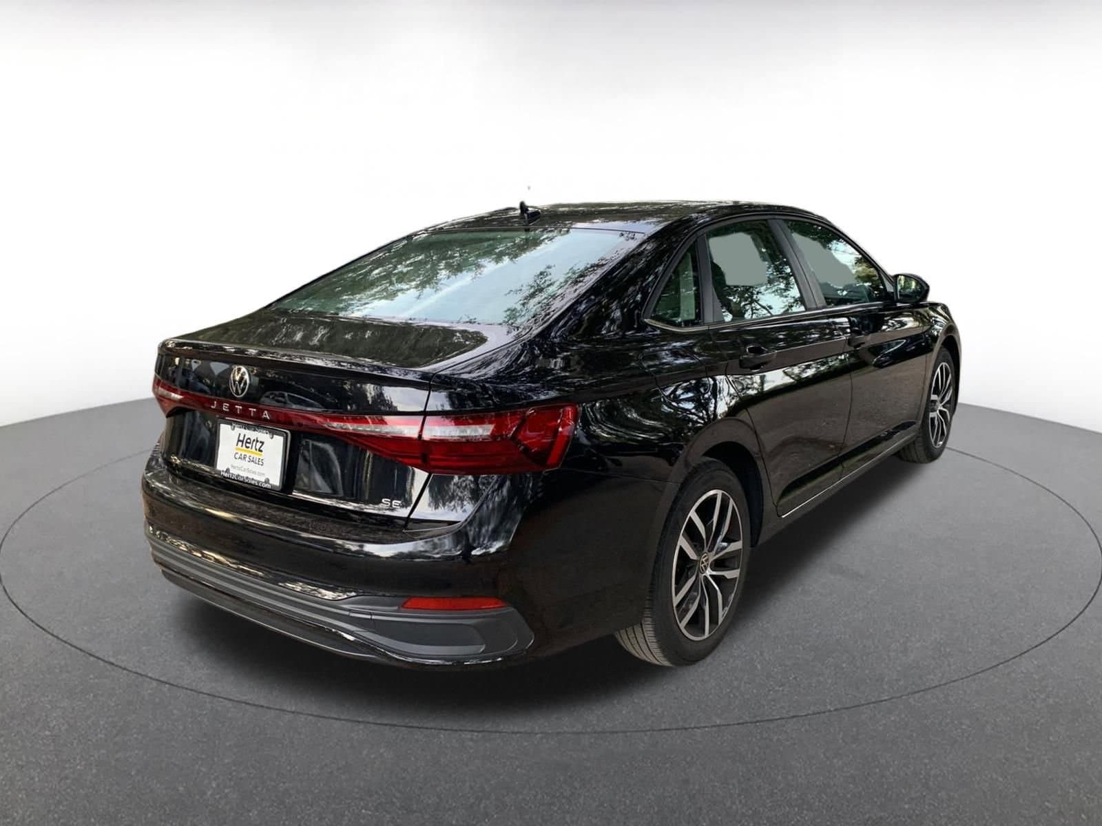 Thumbnail: 2025 Volkswagen Jetta - 7