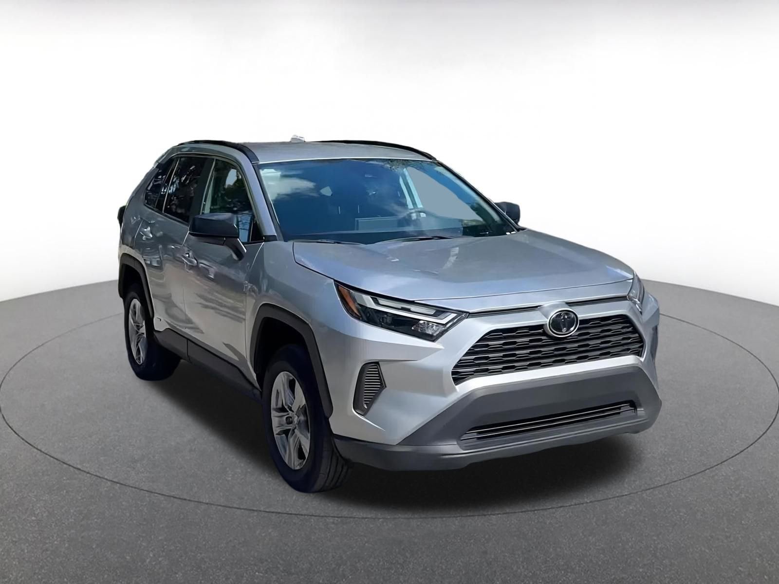 Thumbnail: 2025 Toyota RAV4 - 3