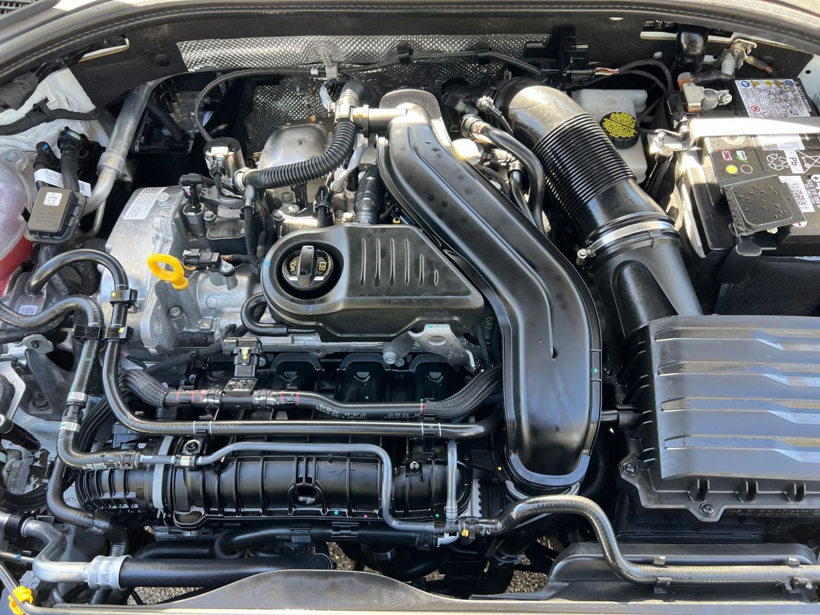 Thumbnail: 2025 Volkswagen Jetta - 27