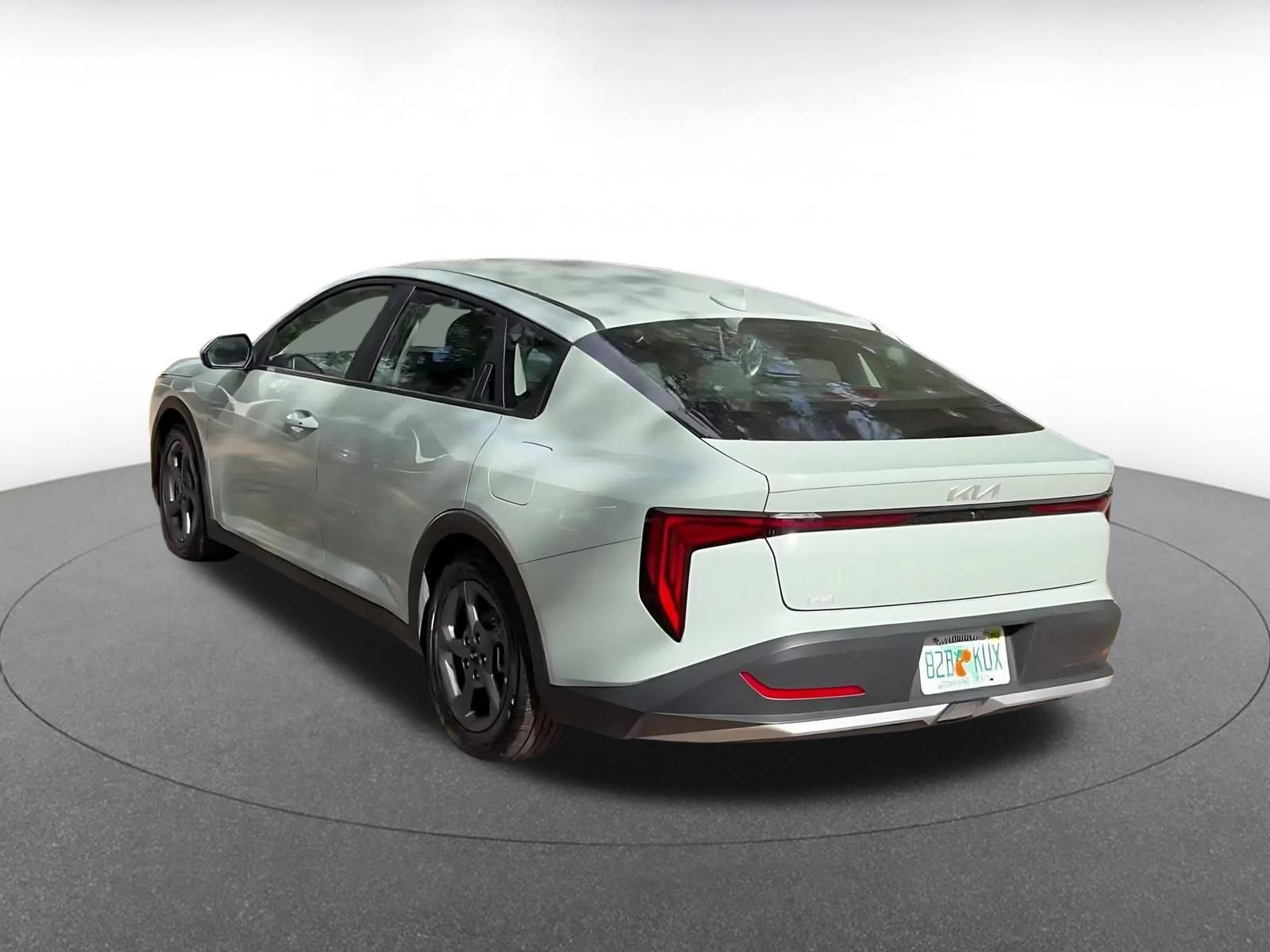 Thumbnail: 2025 Kia K4 - 11
