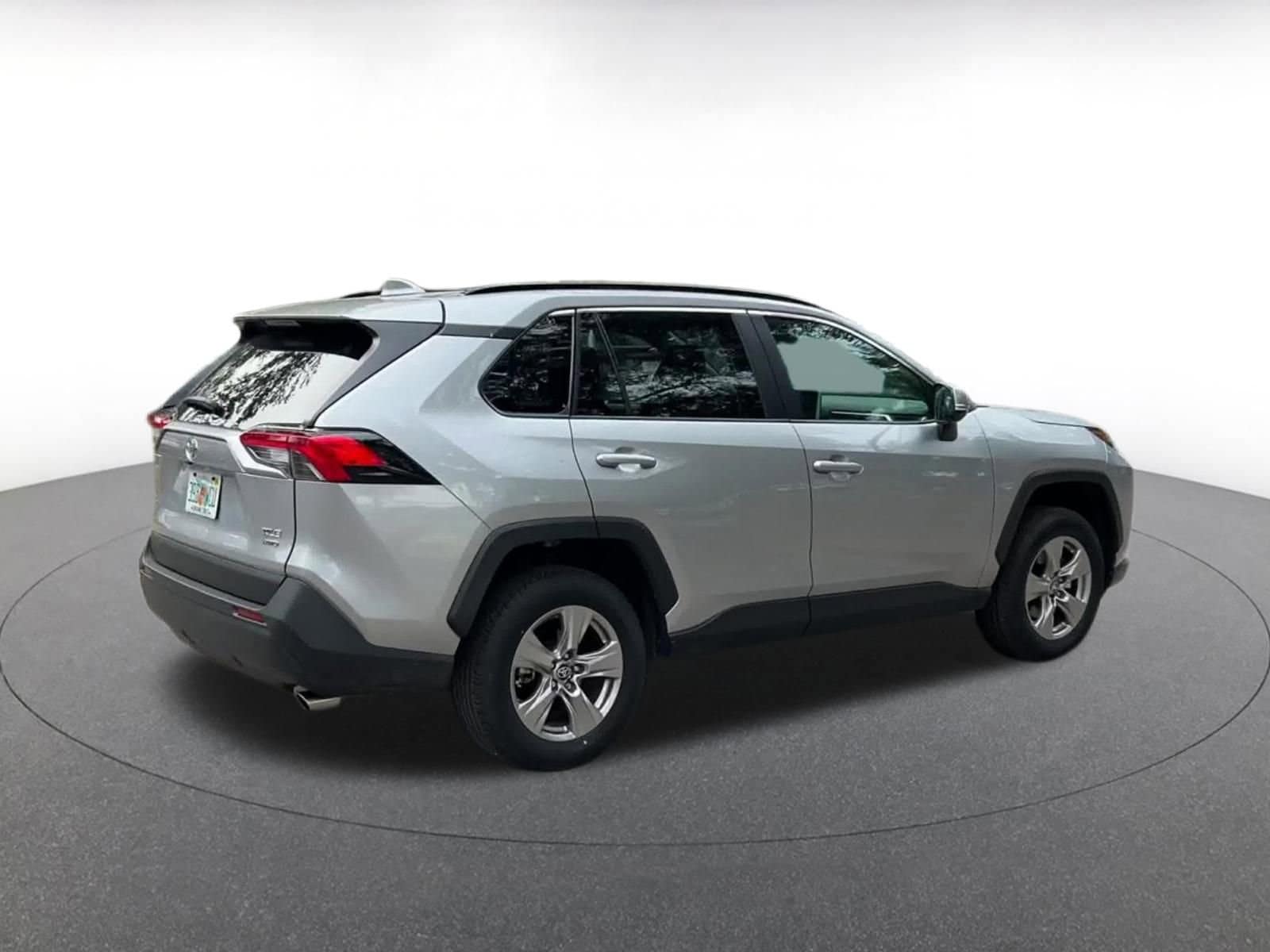 Thumbnail: 2025 Toyota RAV4 - 14