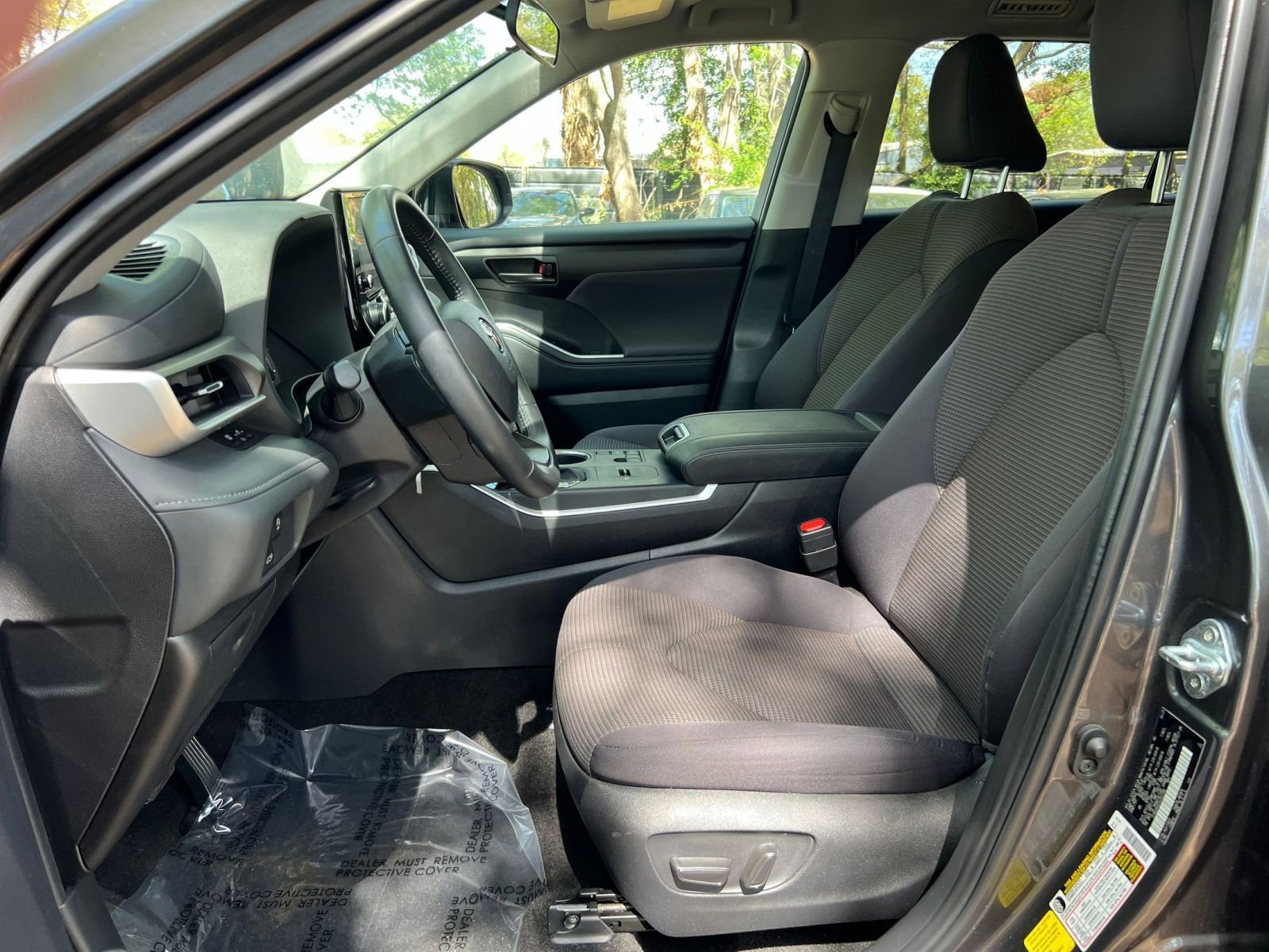 Thumbnail: 2025 Toyota Highlander - 30