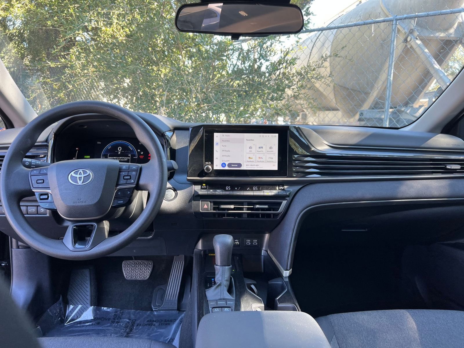 Thumbnail: 2025 Toyota Camry - 27