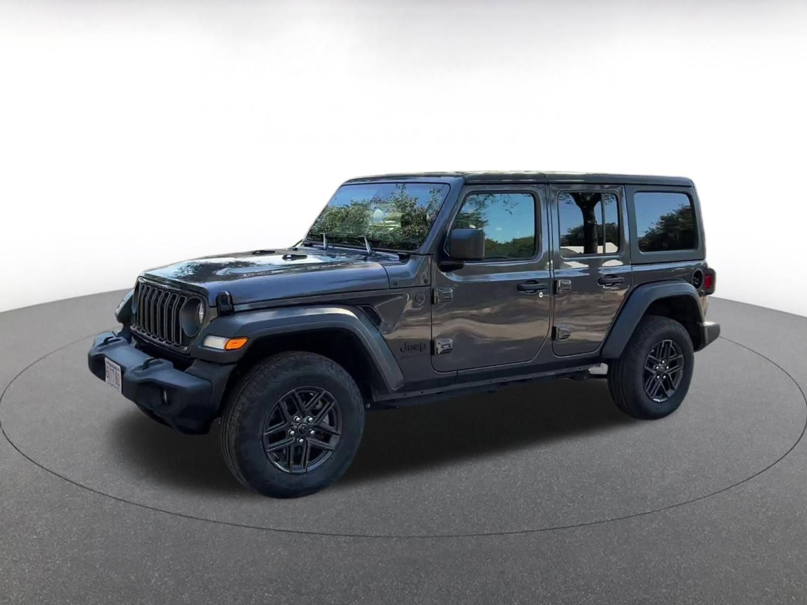 Thumbnail: 2025 Jeep Wrangler - 8