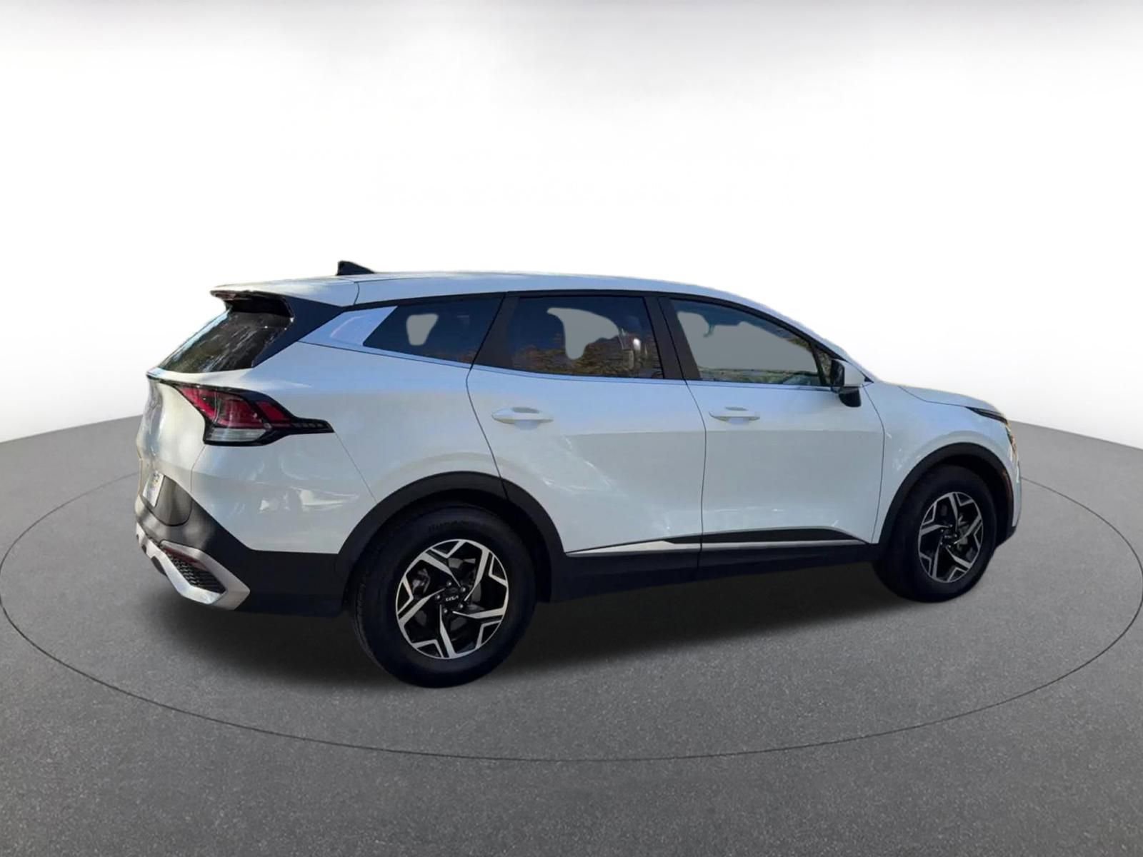 Thumbnail: 2025 Kia Sportage - 15