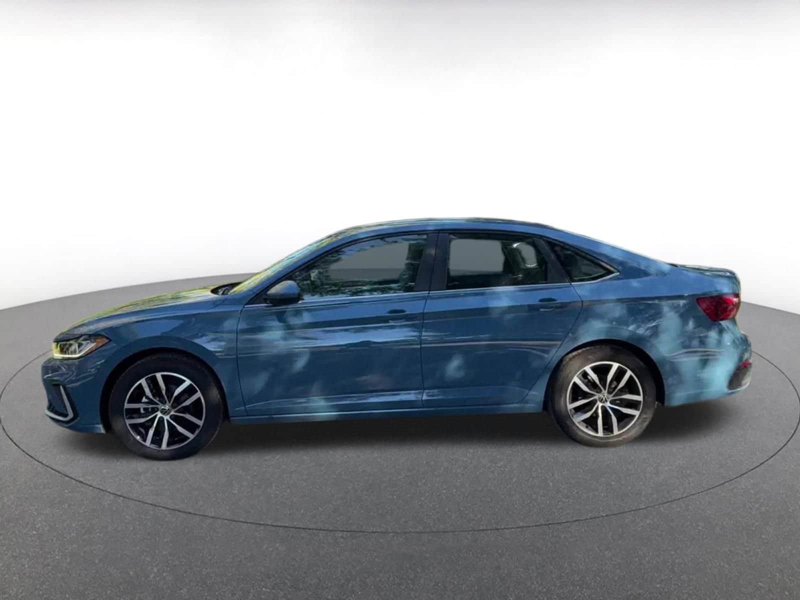 Thumbnail: 2025 Volkswagen Jetta - 9