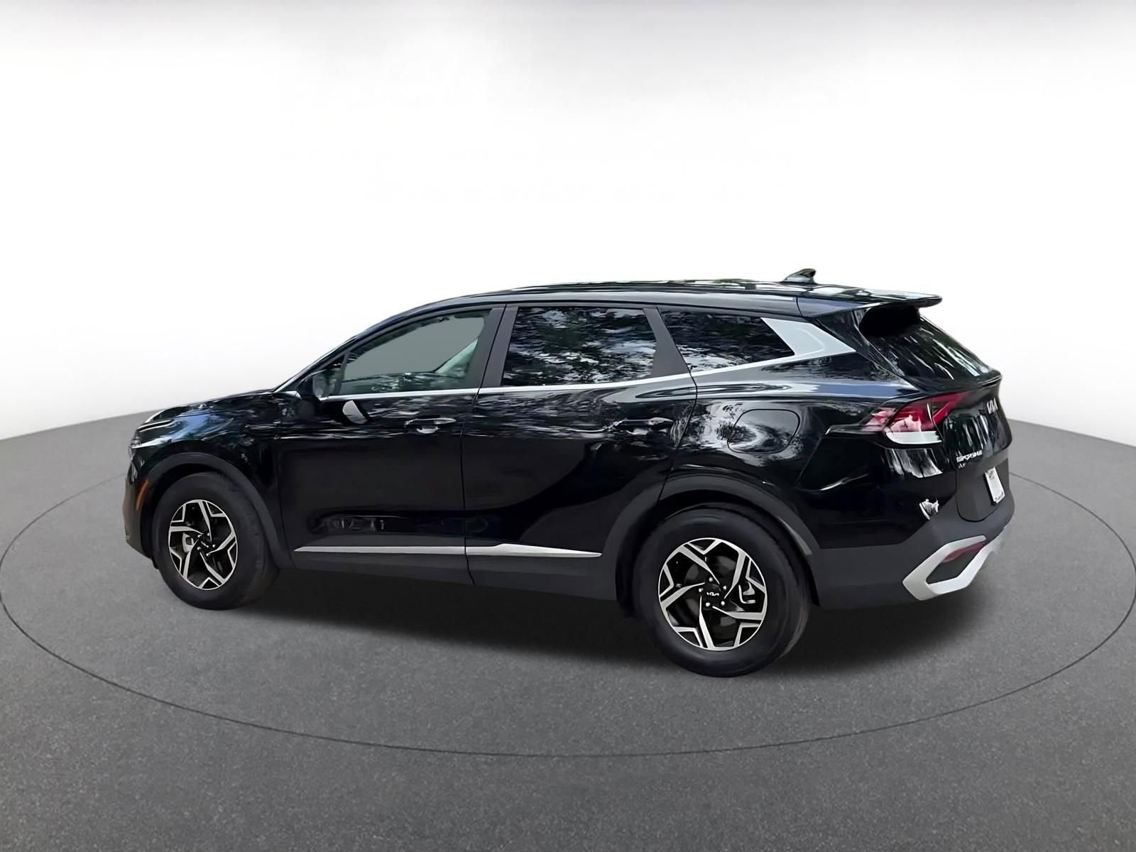Thumbnail: 2025 Kia Sportage - 4