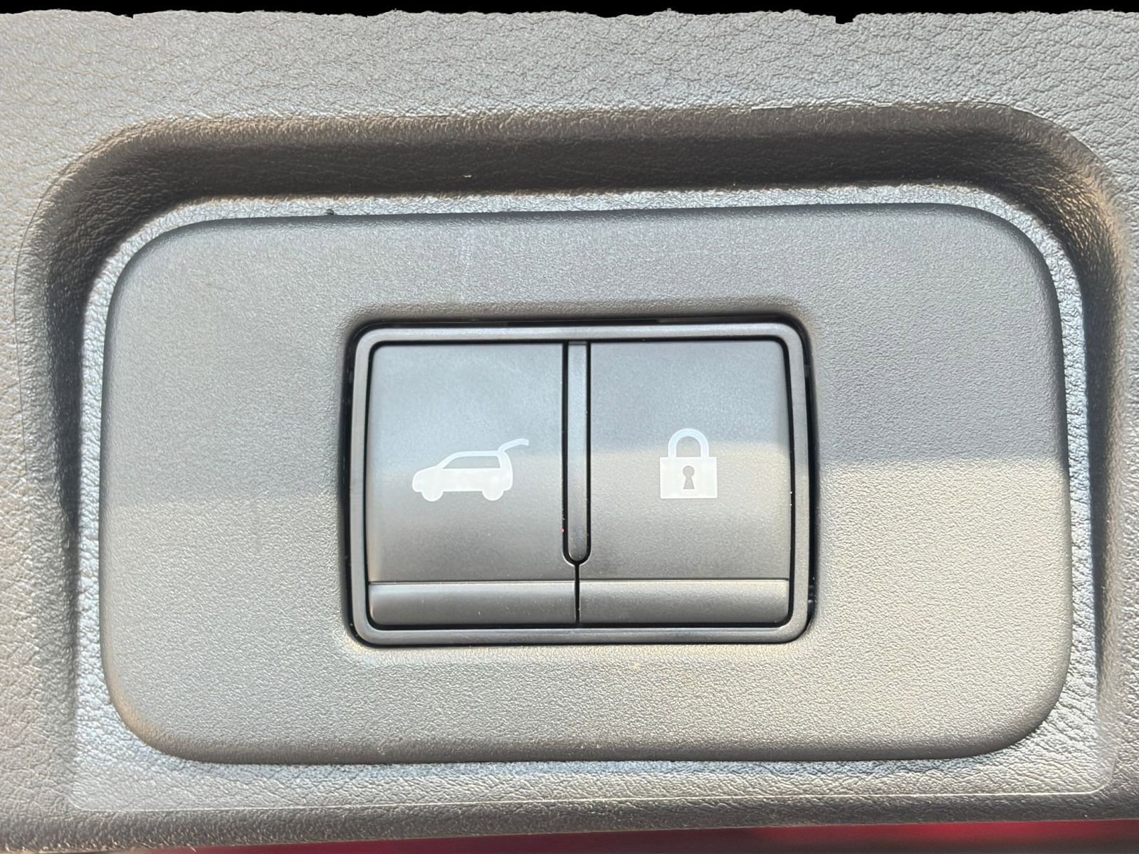 Thumbnail: 2025 Nissan Rogue - 21