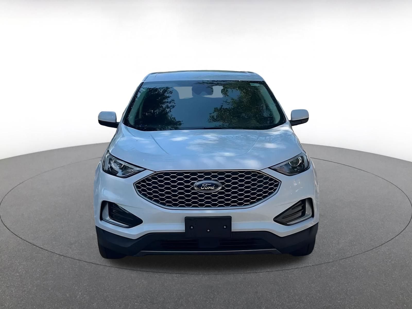 Thumbnail: 2024 Ford Edge - 4