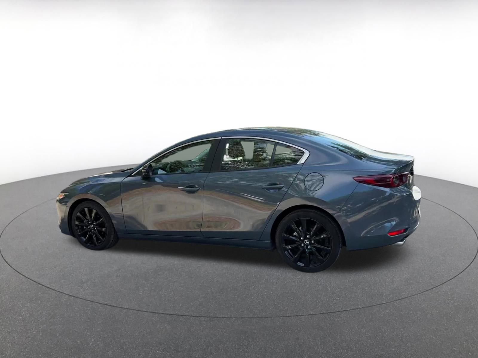 Thumbnail: 2025 Mazda Mazda3 - 10