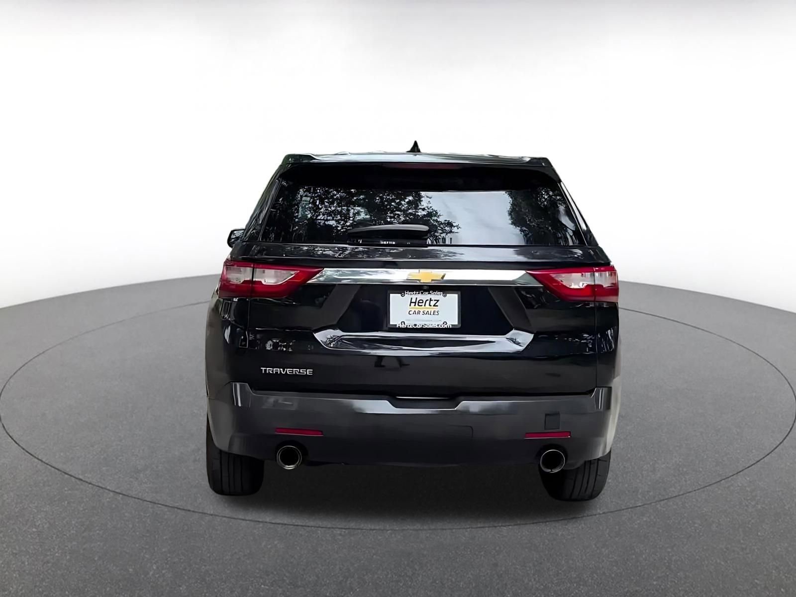 Thumbnail: 2021 Chevrolet Traverse - 12