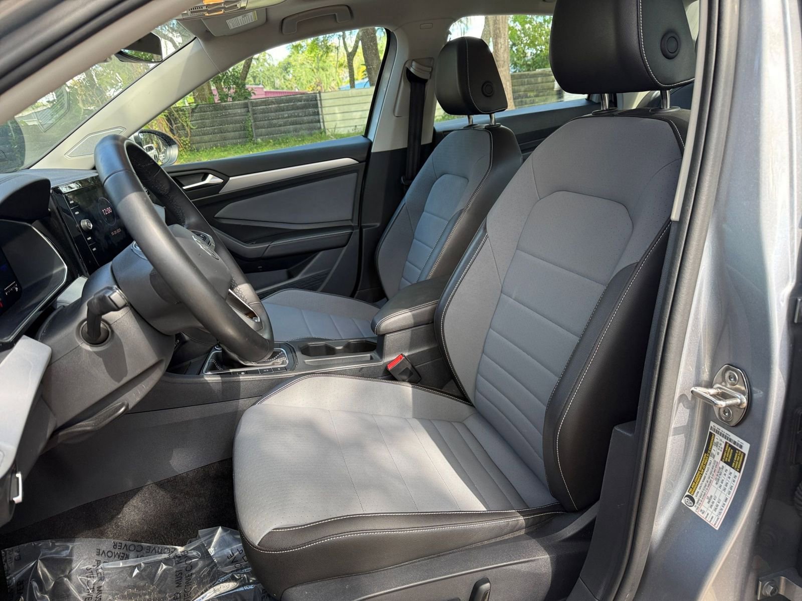 Thumbnail: 2025 Volkswagen Jetta - 30