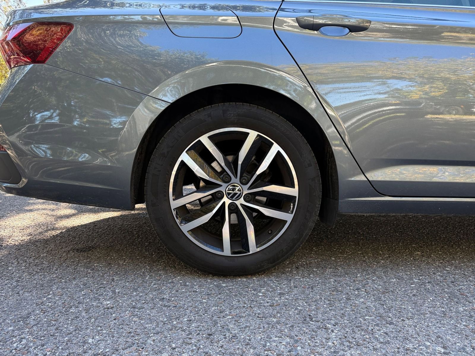 Thumbnail: 2025 Volkswagen Jetta - 23