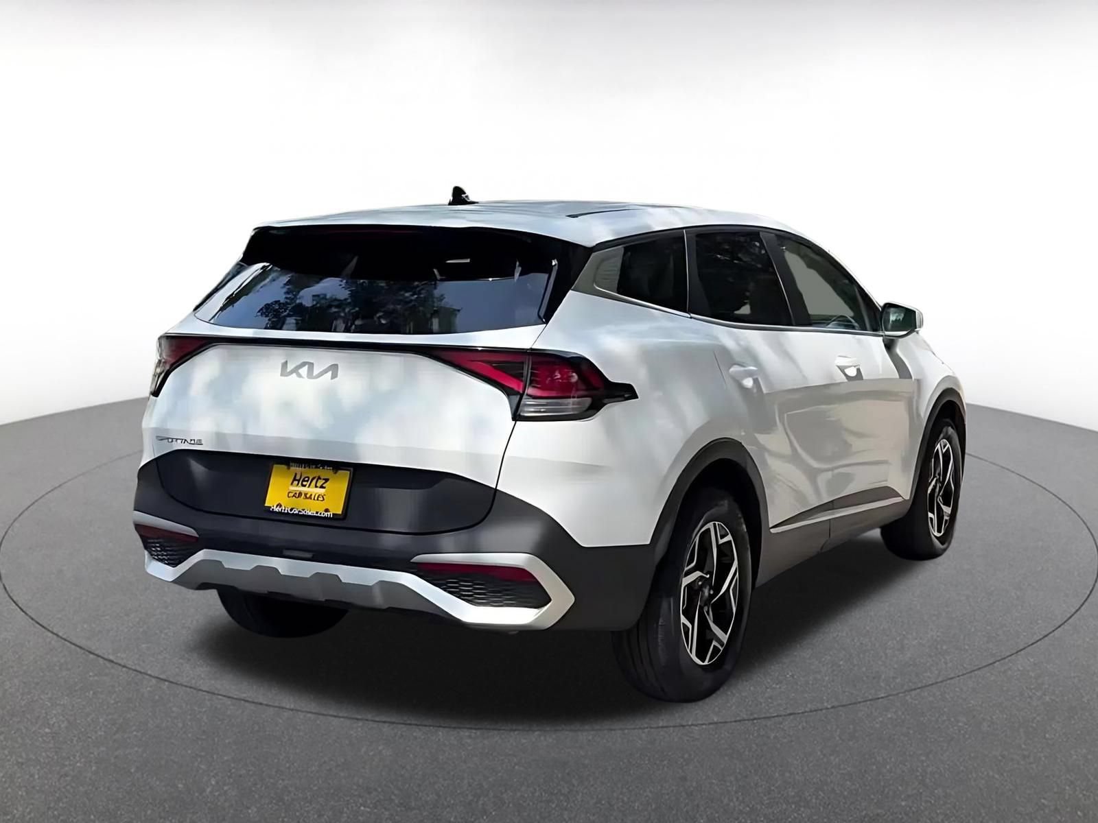 Thumbnail: 2025 Kia Sportage - 16