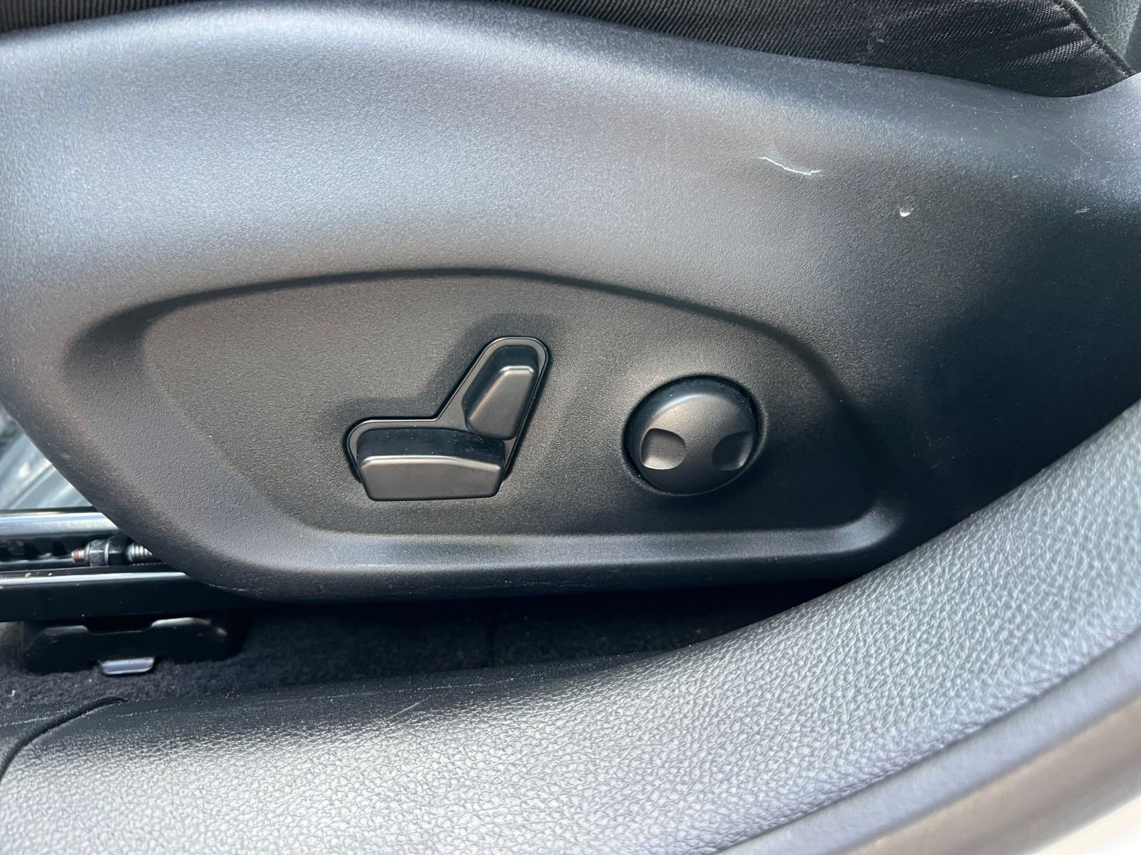 Thumbnail: 2025 Jeep Compass - 22