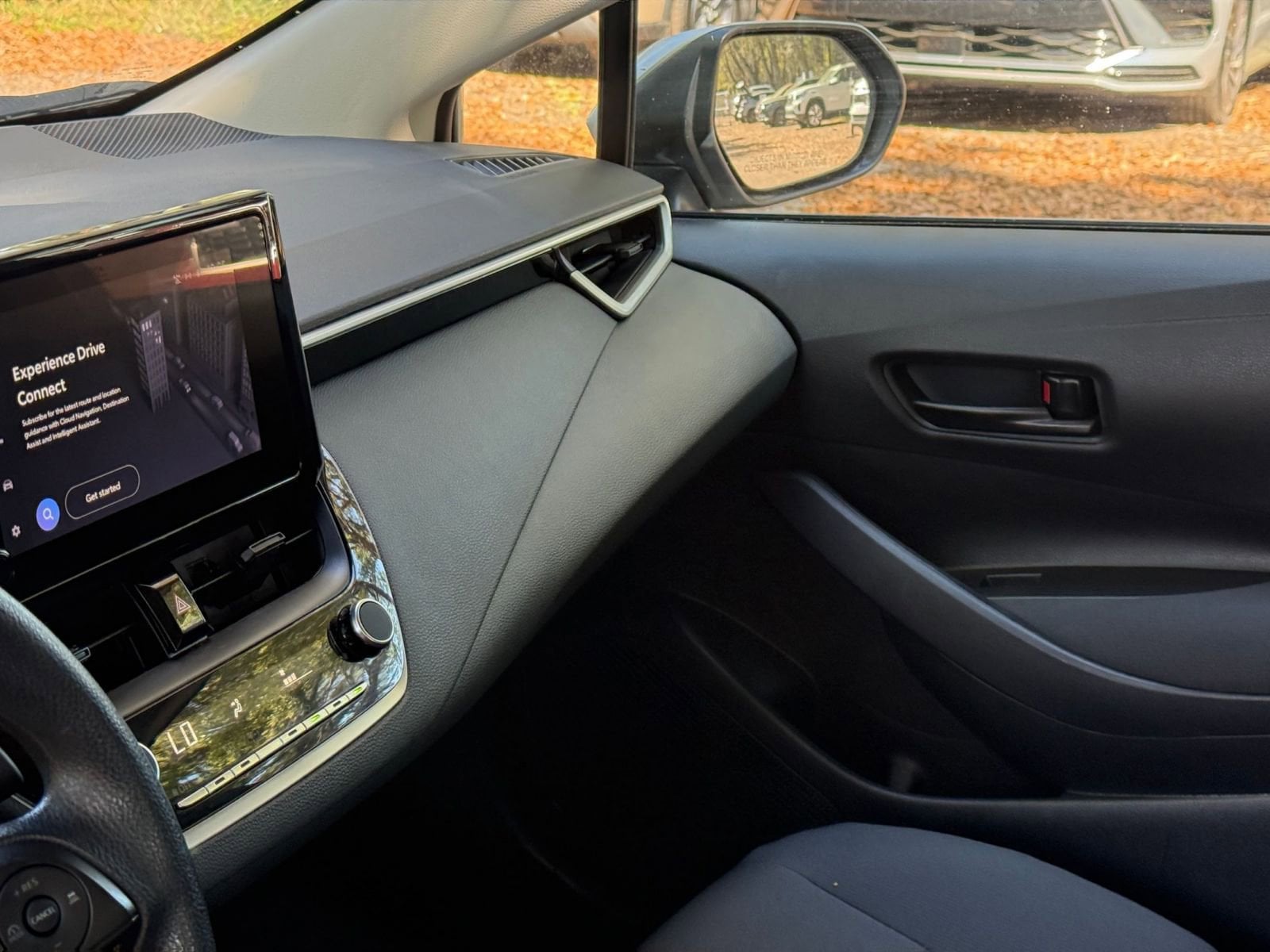 Thumbnail: 2025 Toyota Corolla - 30