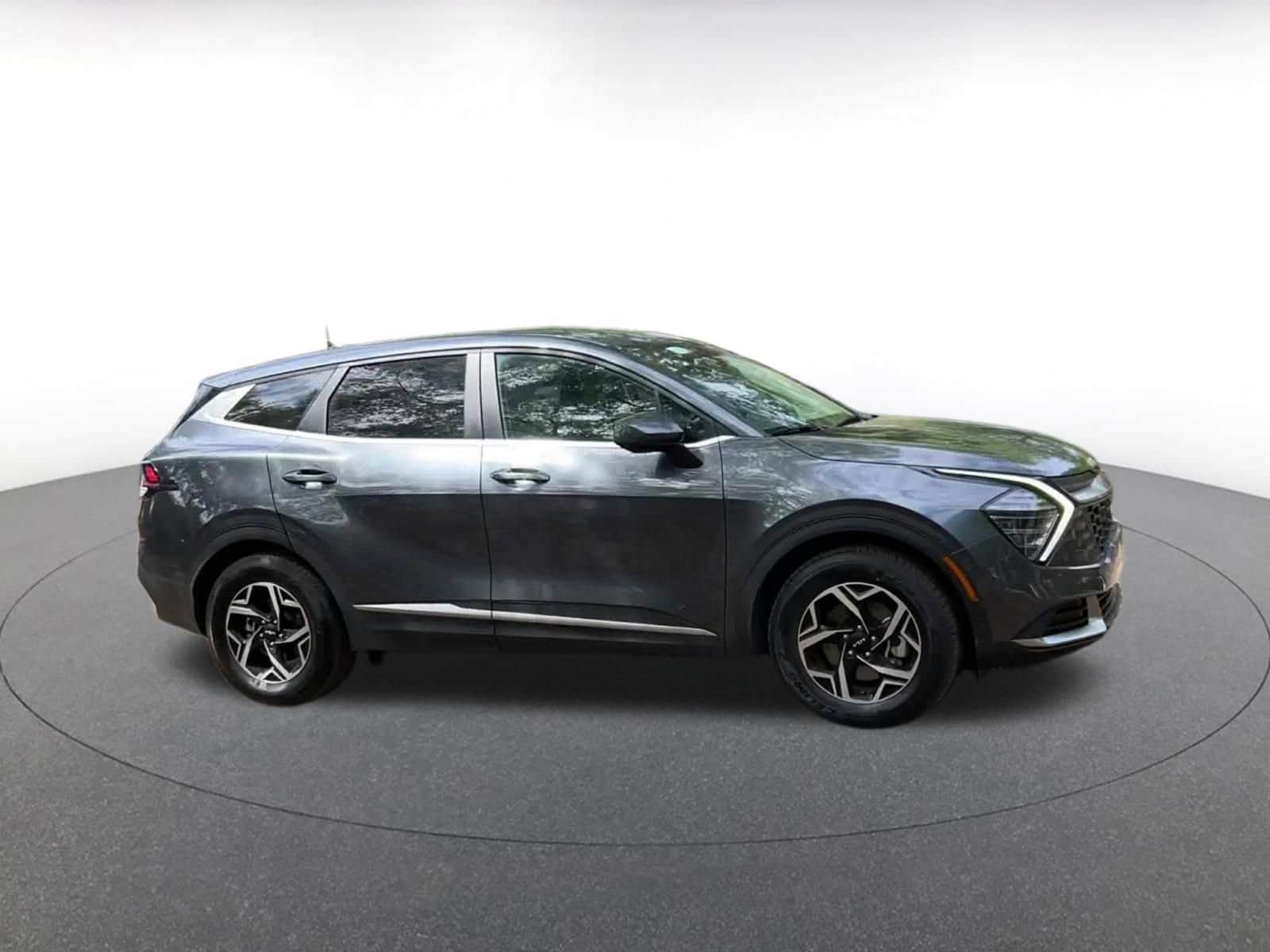 Thumbnail: 2025 Kia Sportage - 2