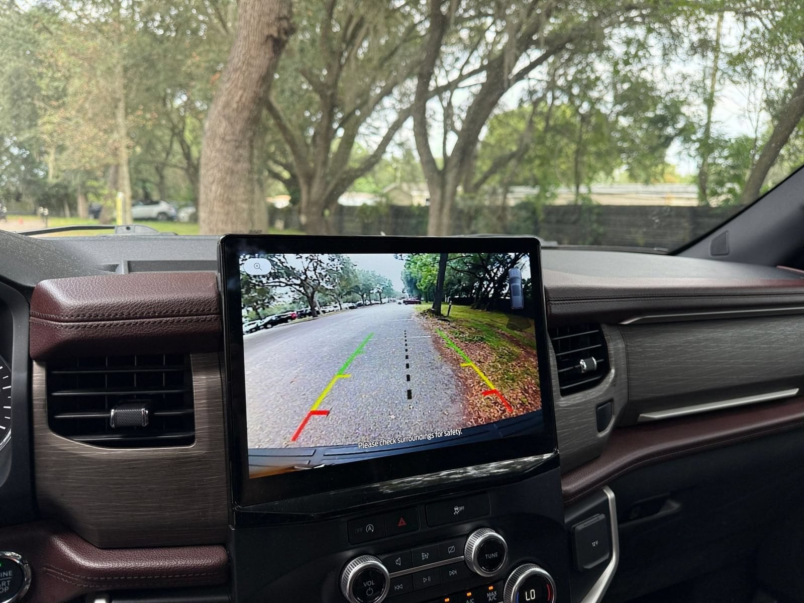 Thumbnail: 2024 Ford Expedition - 24