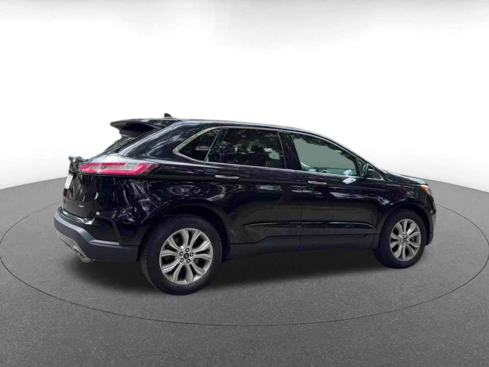 Thumbnail: 2022 Ford Edge - 13
