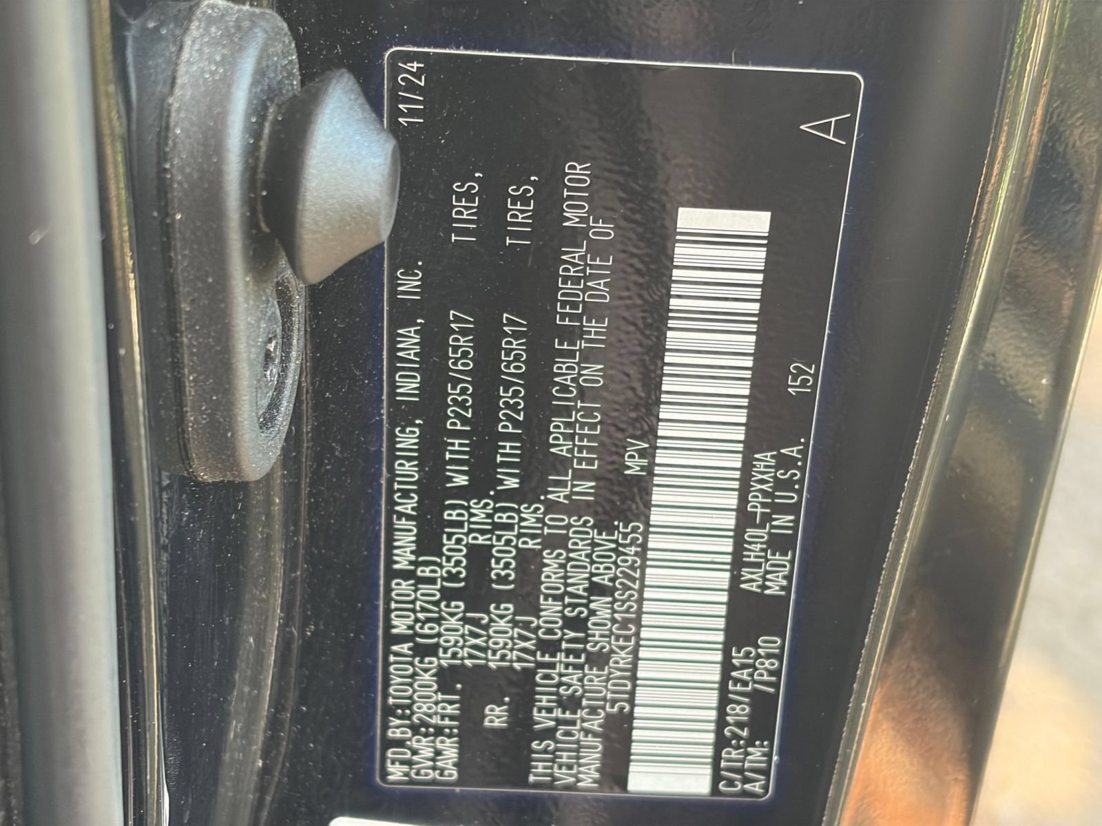 Thumbnail: 2025 Toyota Sienna - 32