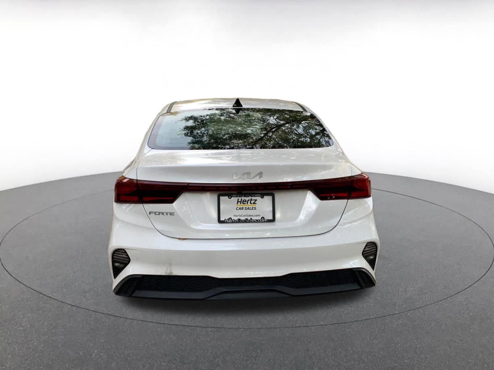 Thumbnail: 2024 Kia Forte - 6