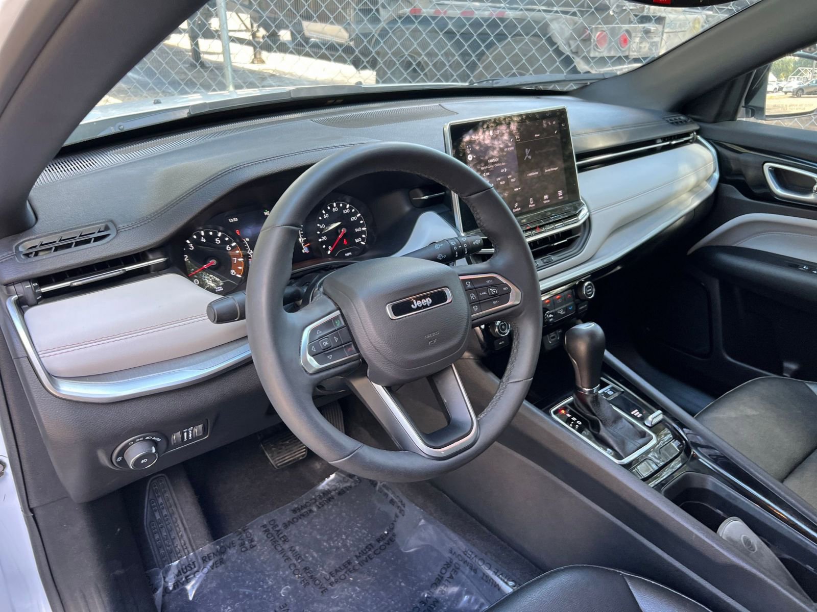 Thumbnail: 2025 Jeep Compass - 28