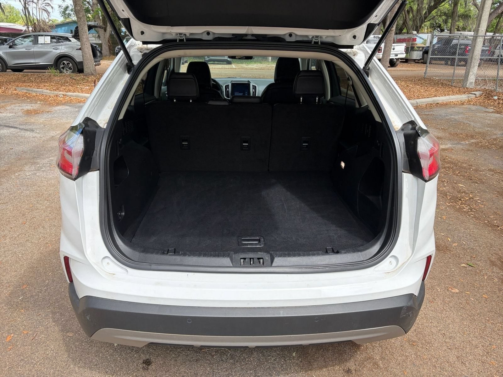 Thumbnail: 2024 Ford Edge - 32