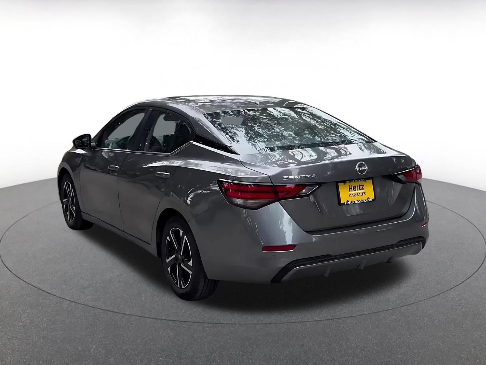 Thumbnail: 2025 Nissan Sentra - 11