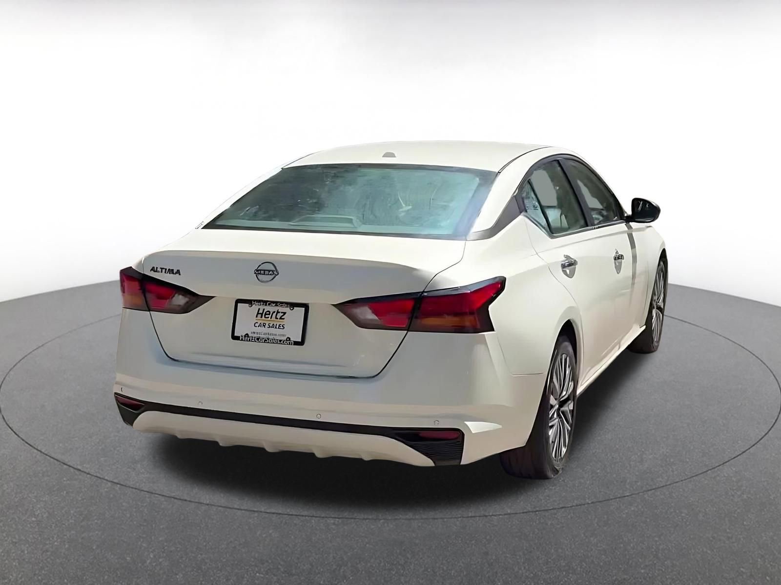 Thumbnail: 2025 Nissan Altima - 15