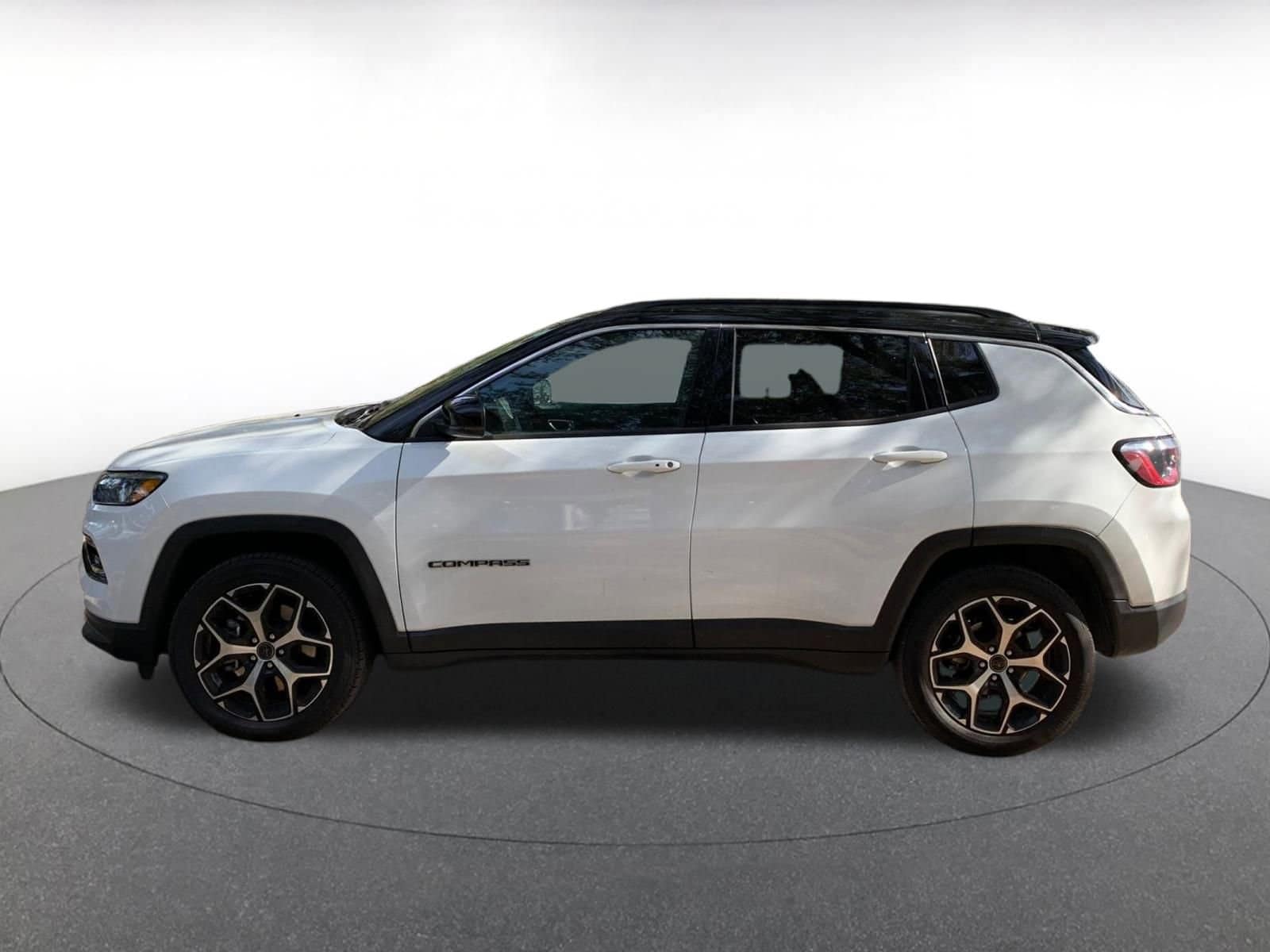 Thumbnail: 2025 Jeep Compass - 4