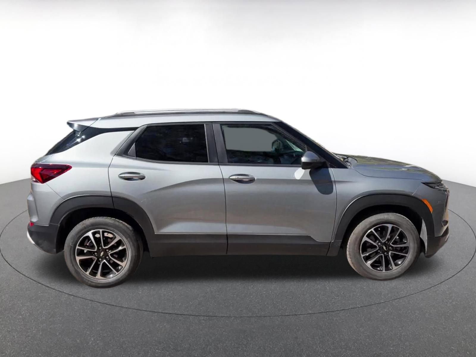 Thumbnail: 2025 Chevrolet TrailBlazer - 16