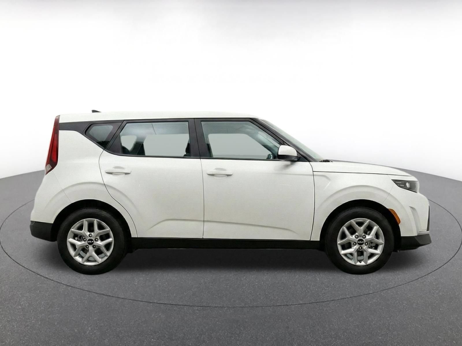 Thumbnail: 2025 Kia Soul - 10
