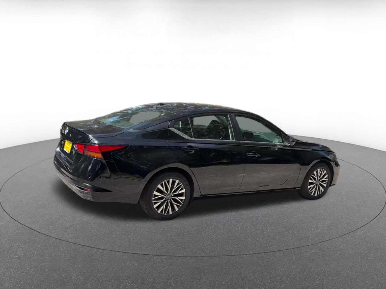 Thumbnail: 2026 Nissan Altima - 11