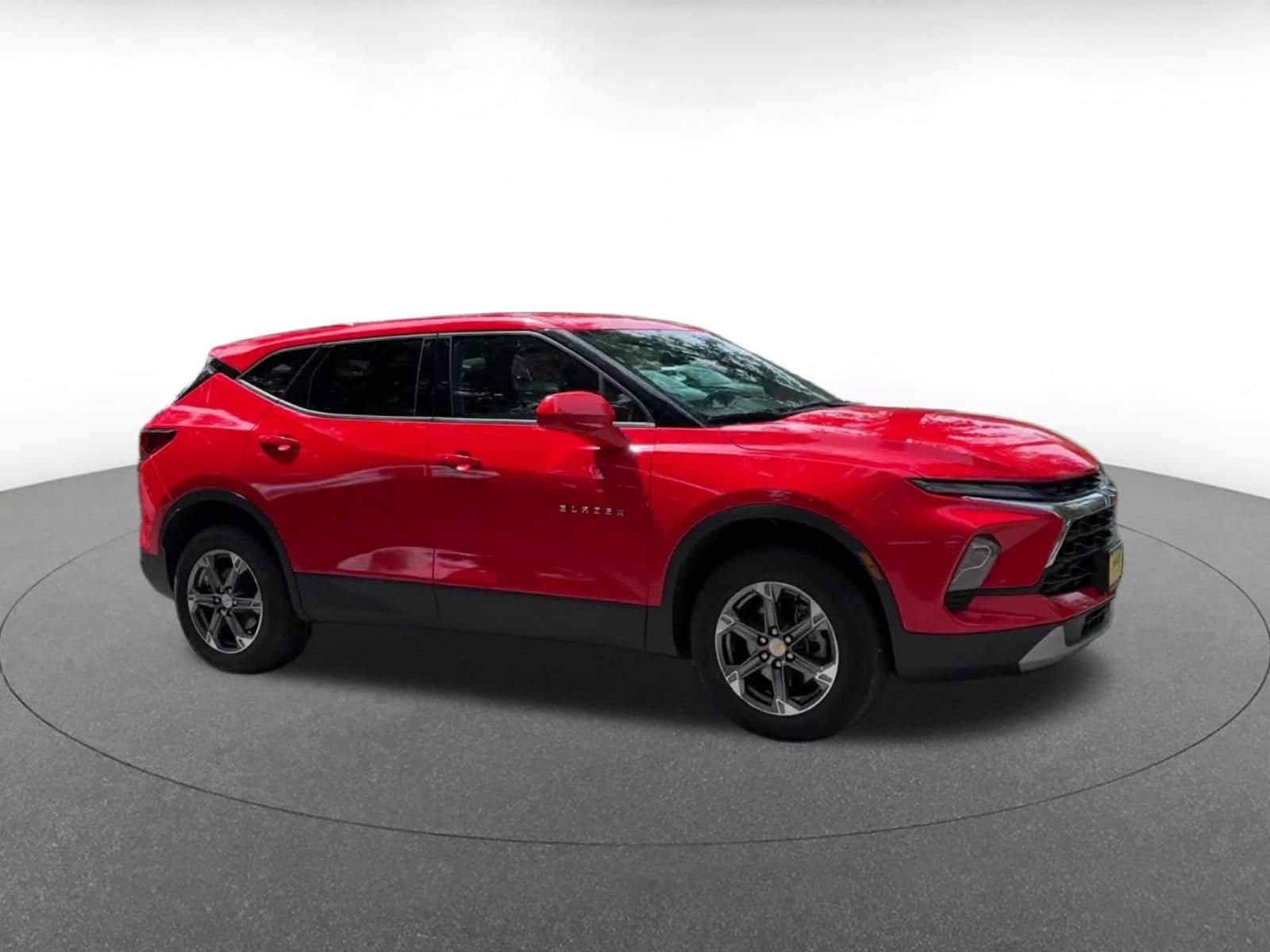 Thumbnail: 2025 Chevrolet Blazer - 2
