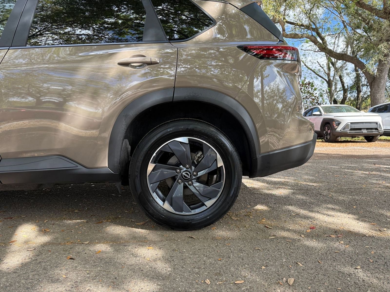 Thumbnail: 2025 Nissan Rogue - 27