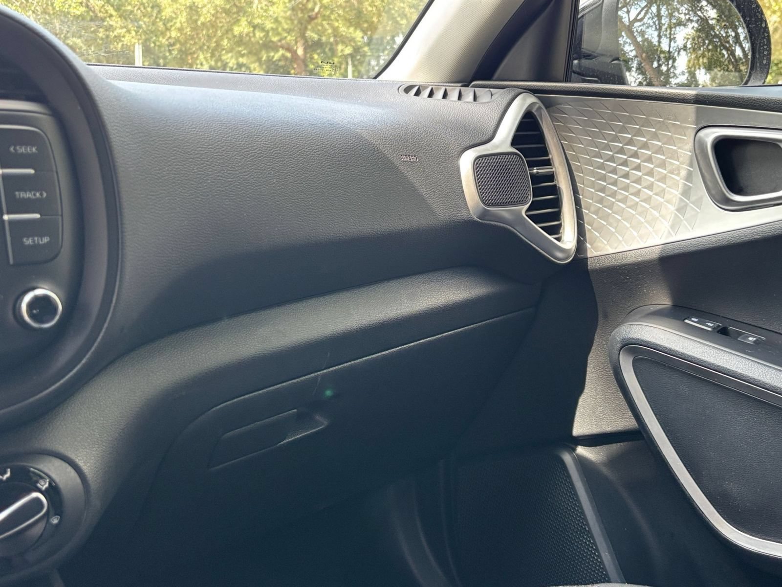 Thumbnail: 2025 Kia Soul - 33