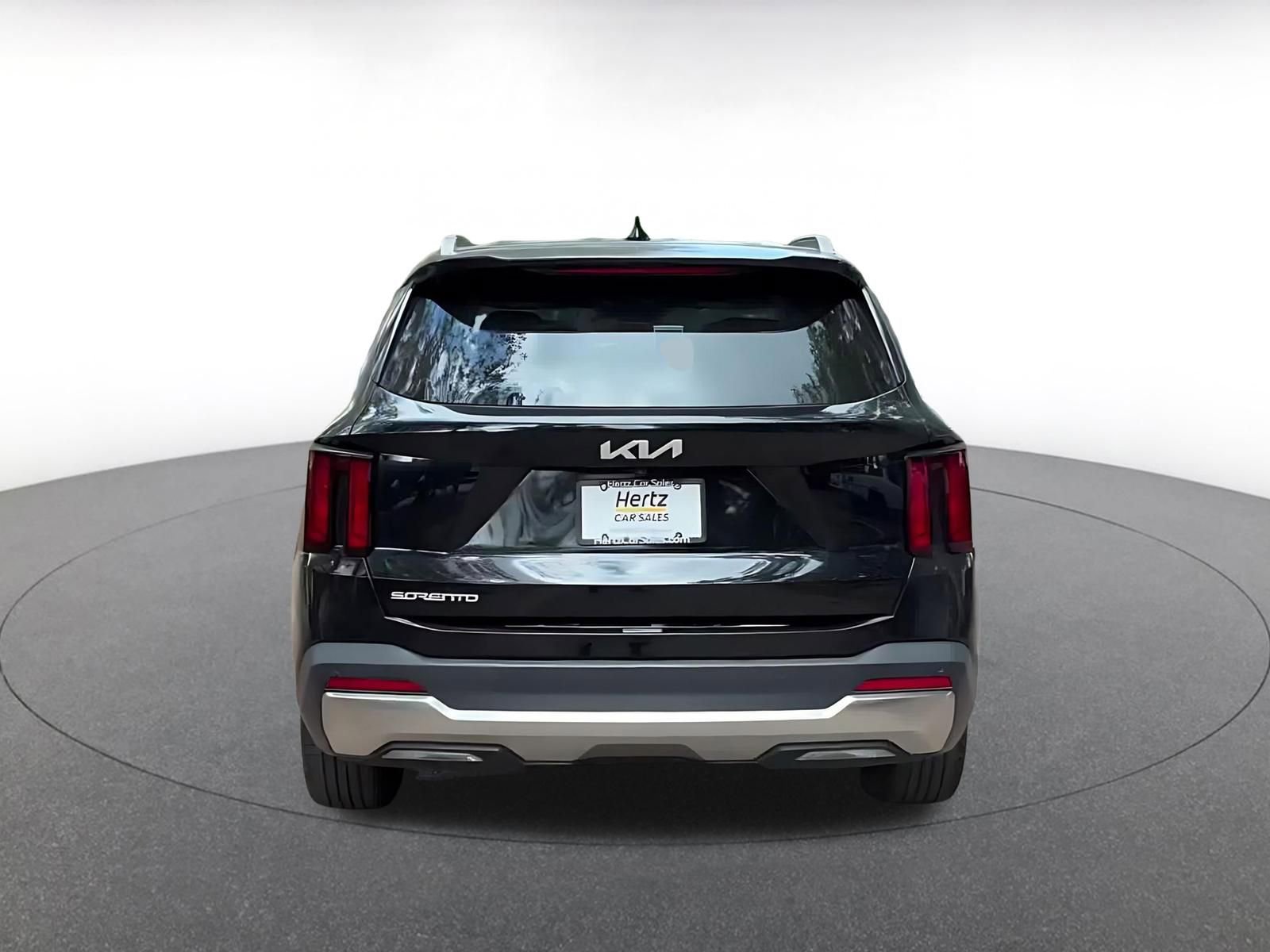 Thumbnail: 2024 Kia Sorento - 12