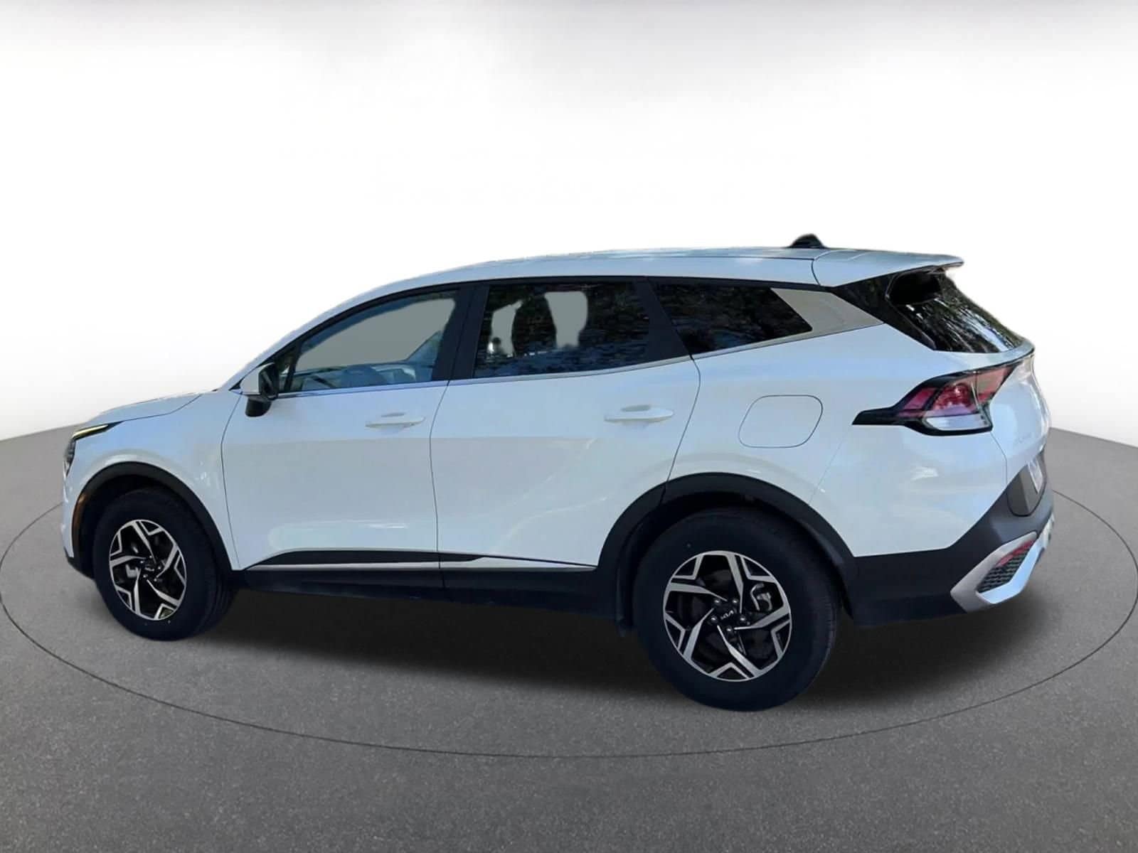 Thumbnail: 2024 Kia Sportage - 10
